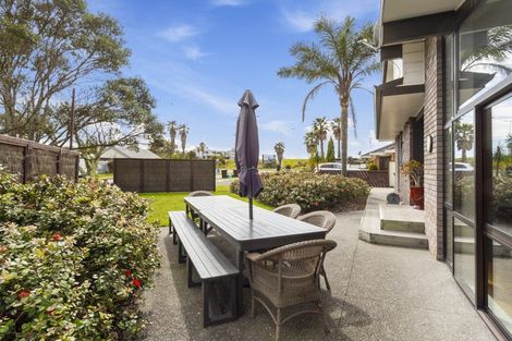 Photo of property in 54 Sunrise Avenue, Mount Maunganui, 3116