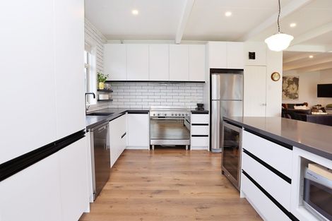 Photo of property in 32 Hillary Street, Winton, 9720