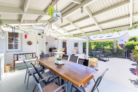 Photo of property in 10 Douglas Street, Paraparaumu Beach, Paraparaumu, 5032