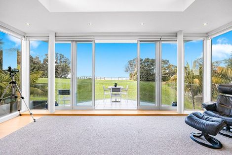 Photo of property in 127 Beach Road, Castor Bay, Auckland, 0620