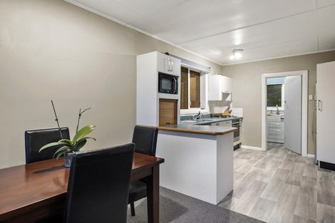 Photo of property in 86 Hocken Street, Kenmure, Dunedin, 9011