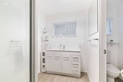 Photo of property in 1/45 Mcdowell Crescent, Hillcrest, Auckland, 0627