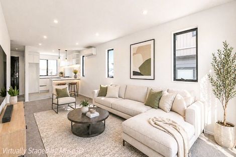 Photo of property in 1 Kaimai Avenue, Massey, 0614