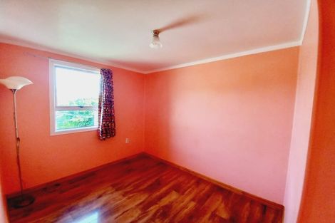 Photo of property in 3/15 Islington Avenue, New Lynn, Auckland, 0600