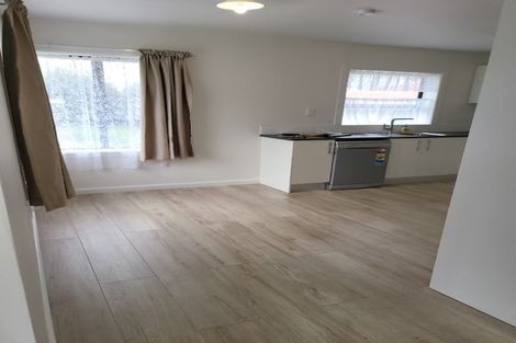 Photo of property in 33 Lyndhurst Crescent, Aranui, Christchurch, 8061