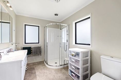 Photo of property in 869 Carrington Road, Hurworth, New Plymouth, 4371