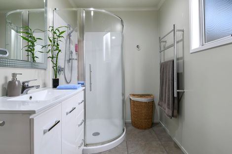 Photo of property in 4 Dell Way, Judea, Tauranga, 3110