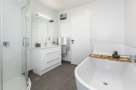 Photo of property in 15 Kakapo Lane, Redwood, Christchurch, 8051