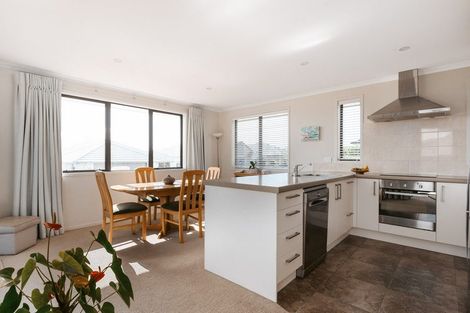 Photo of property in 11 Vista Close, Omokoroa, 3114