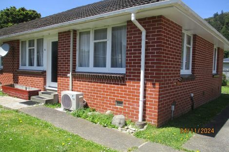 Photo of property in 83a Ward Street, Wallaceville, Upper Hutt, 5018