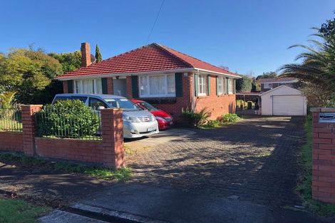 Photo of property in 141 Seabrook Avenue, New Lynn, Auckland, 0600