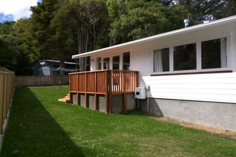 Photo of property in 2/54 Akatarawa Road, Brown Owl, Upper Hutt, 5018