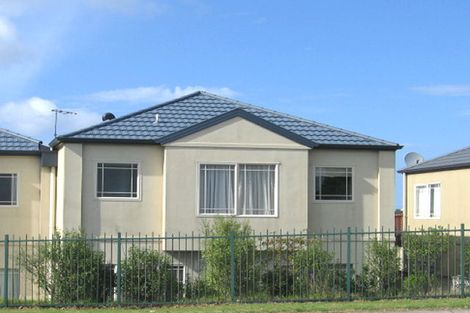 Photo of property in 143e Hobsonville Road, West Harbour, Auckland, 0618