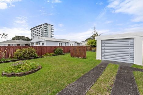 Photo of property in 3/26 Moana Avenue, Orewa, 0931