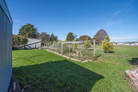 Photo of property in 14 Alfredton Road, Eketahuna, 4900