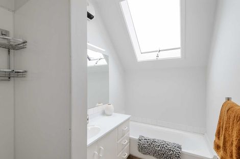 Photo of property in 4/64 Ranfurly Street, St Albans, Christchurch, 8014