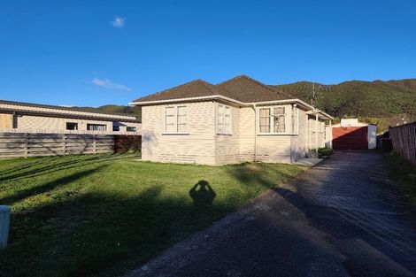Photo of property in 10 Atiawa Crescent, Waiwhetu, Lower Hutt, 5010