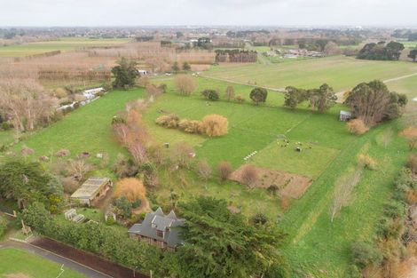 Photo of property in 32 Staces Road, Aokautere, Palmerston North, 4471