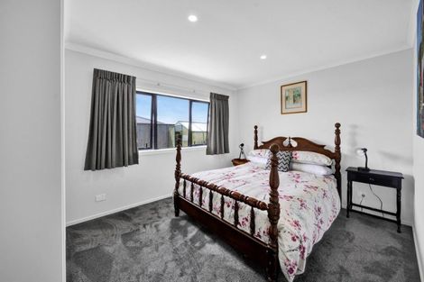 Photo of property in 4 Bianca Crescent, Stratford, 4332