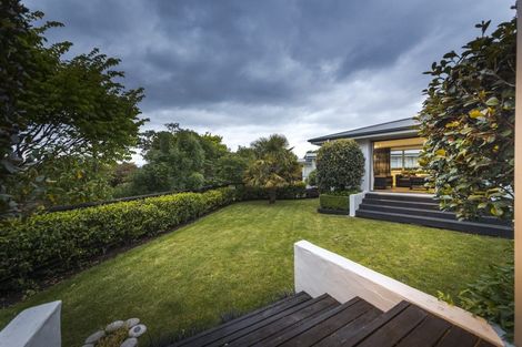 Photo of property in 34 Churchill Avenue, Hokowhitu, Palmerston North, 4410