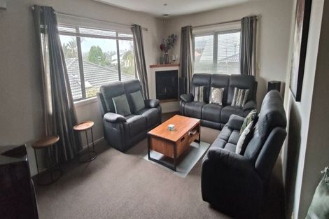 Photo of property in 35a Baird Street, Howick, Auckland, 2014