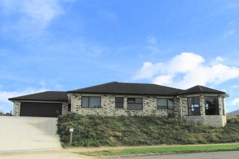 Photo of property in 18 Kelso Grove, Kelson, Lower Hutt, 5010