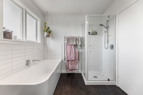 Photo of property in 107 Veitches Road, Casebrook, Christchurch, 8051