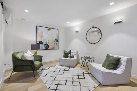 Photo of property in 61a Churchill Road, Murrays Bay, Auckland, 0630