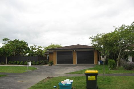 Photo of property in 12 Peridot Place, Conifer Grove, Takanini, 2112