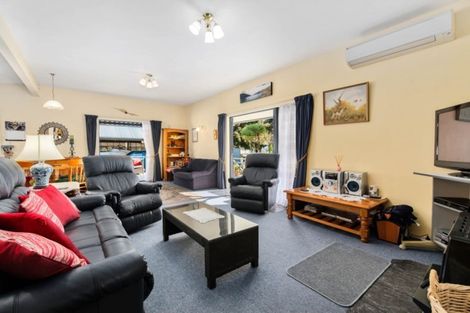 Photo of property in 143 Kent Street, Kingston, Athol, 9793