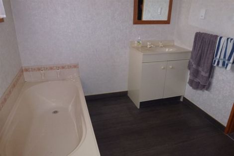 Photo of property in 3/70 Shakespeare Street, Greymouth, 7805