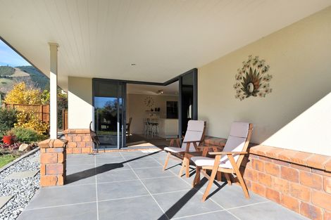 Photo of property in 6 Tussock Place, Stoke, Nelson, 7011