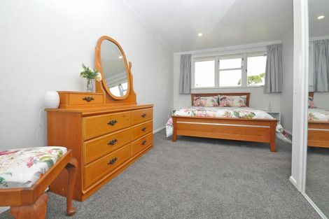 Photo of property in 74a Arimu Road, Papakura, 2110