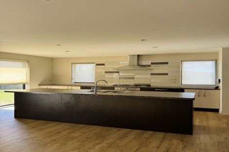 Photo of property in 43 Somerville Crescent, Aidanfield, Christchurch, 8025