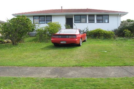 Photo of property in 42 Chingford Close, Mangere, Auckland, 2022