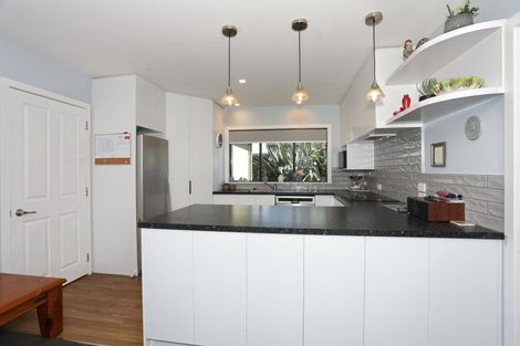 Photo of property in 4 Ursula Drive, Feilding, 4702