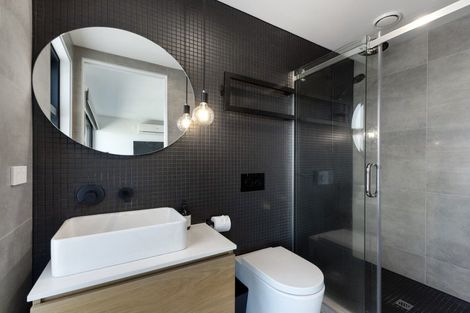 Photo of property in 211 Marine Parade, Mount Maunganui, 3116