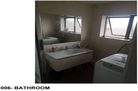 Photo of property in 5/320 Pakuranga Road, Pakuranga Heights, Auckland, 2010