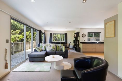 Photo of property in 51b Maungaraki Road, Korokoro, Lower Hutt, 5012