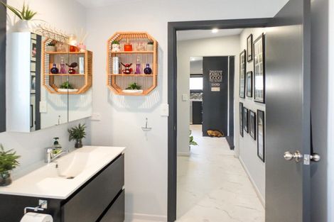 Photo of property in 55 Koputara Road, Himatangi Beach, Foxton, 4891