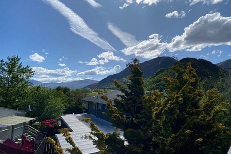 Photo of property in 15 Ritchie Street, Arrowtown, 9302