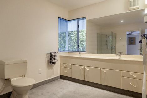 Photo of property in 13 Boundary Road, Waipahihi, Taupo, 3330