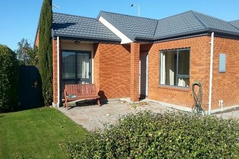 Photo of property in 17 Riegler Place, Belfast, Christchurch, 8051