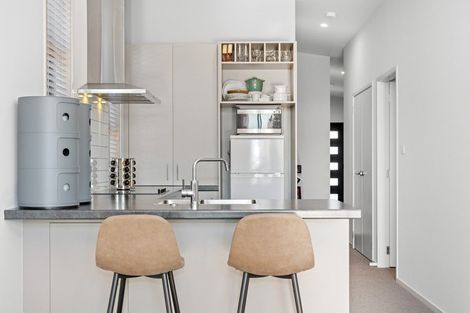 Photo of property in 33 Foley Grove, Pyes Pa, Tauranga, 3110