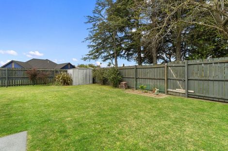 Photo of property in 2 Sheridan Crescent, Leamington, Cambridge, 3432
