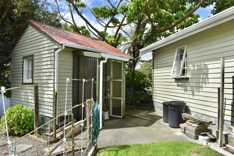 Photo of property in 27 Chester Street, Levin, 5510