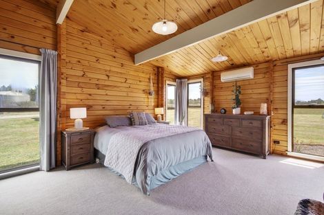 Photo of property in 20 Pears Road, Sefton, Rangiora, 7477