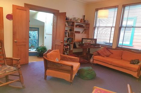 Photo of property in 10 Tainui Terrace, Mount Cook, Wellington, 6021
