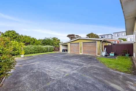 Photo of property in 189 Bucklands Beach Road, Bucklands Beach, Auckland, 2012