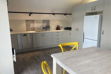Photo of property in 9 Bartlett Street, Riccarton, Christchurch, 8011